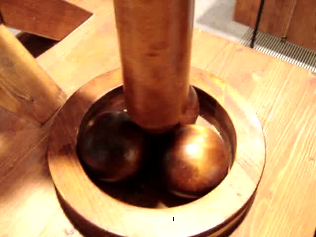 Model of a simple ball bearing constructed based on drawings by Leonardo da Vinci