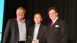 Paypal’s Arno Kolster, center, senior database architect, Advanced Technologies Group, won the Alan El Faye Leadership Award for the EHPC attendee who best exemplifies community leadership through courage, integrity and determination. At left is Tabor Communications CEO Tom Tabor; at right is Philip McKay, President and CEO of nGage Events.  El Faye was former president of Tabor Communications.